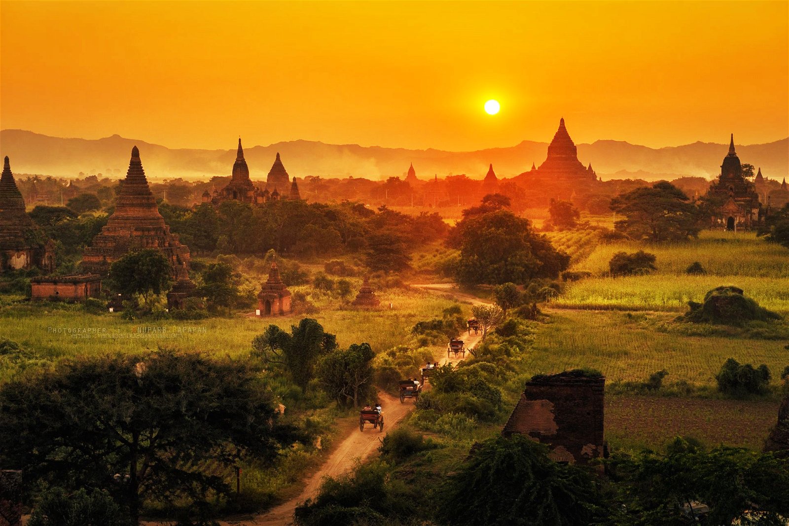 Bagan with horse cort