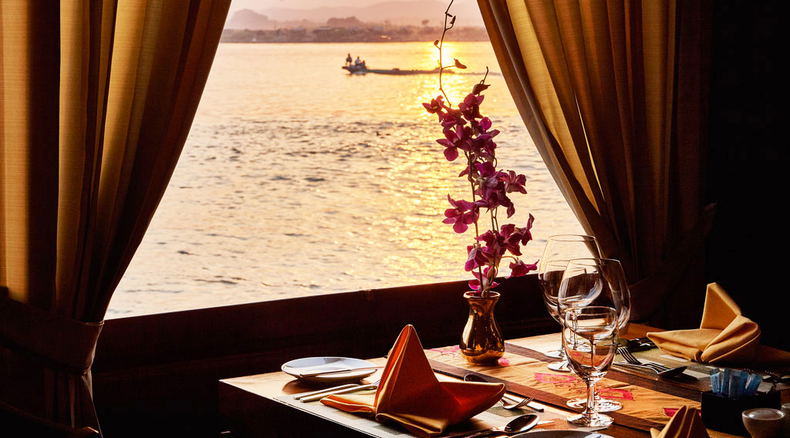 dining room on RV Paukan Cruise