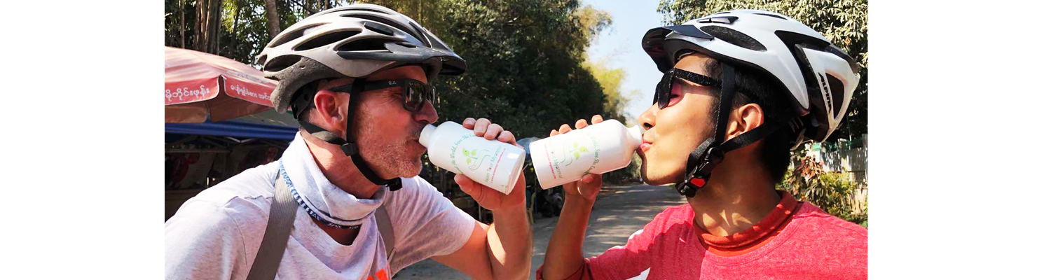 Asian Tour Drink Water photo with Foreigner