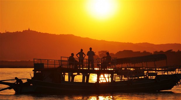 Sunset at Bagan