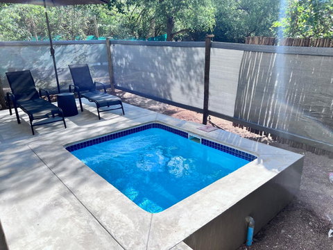 Room 9 Deluxe Room-Private Splash Pool