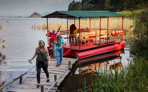 Discover The Lake & Local Lunch