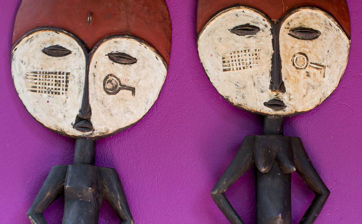Paint a traditional mask
