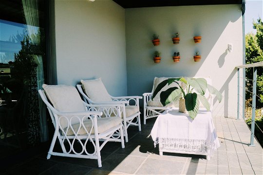Constantiaberg Suite - Private  Undercover veranda