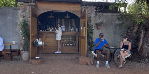 Visit the secret cafe in the Tokai forest