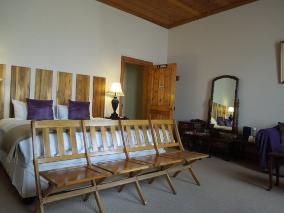 Angler and Antelope Gazania room, accommodation in Somerset East, South Africa
