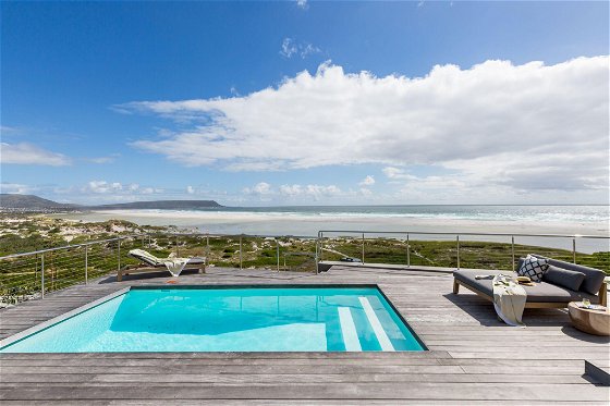 Cape Beach Villa pool