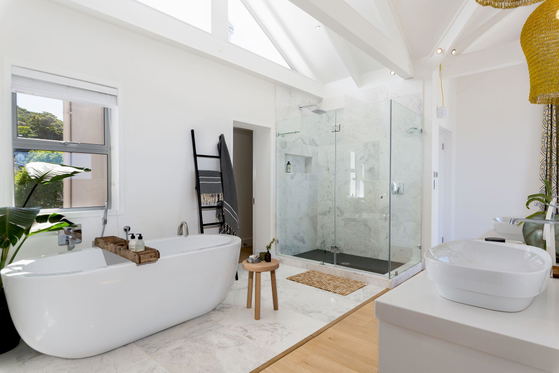 Cape Beach Villa bathroom
