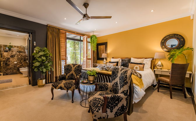 Tigers Eye Luxury Suite