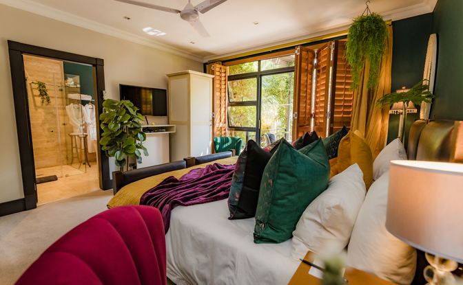 Jade Luxury Suite