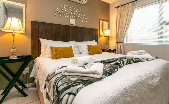 Two Bedroom House – Private Pool