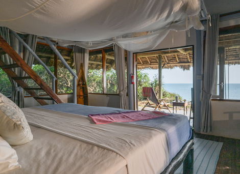 Beach Bandas at Lazy Lagoon Island Lodge
