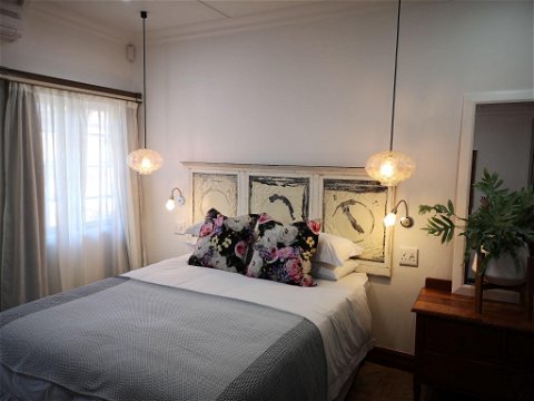 Room 3 - In Bloem Self-Catering