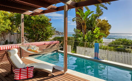 Pool with Sea views