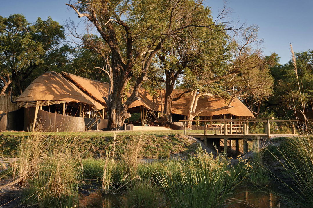 exterior view in the morning of the main lodge of Belmond Eagle Island Lodge