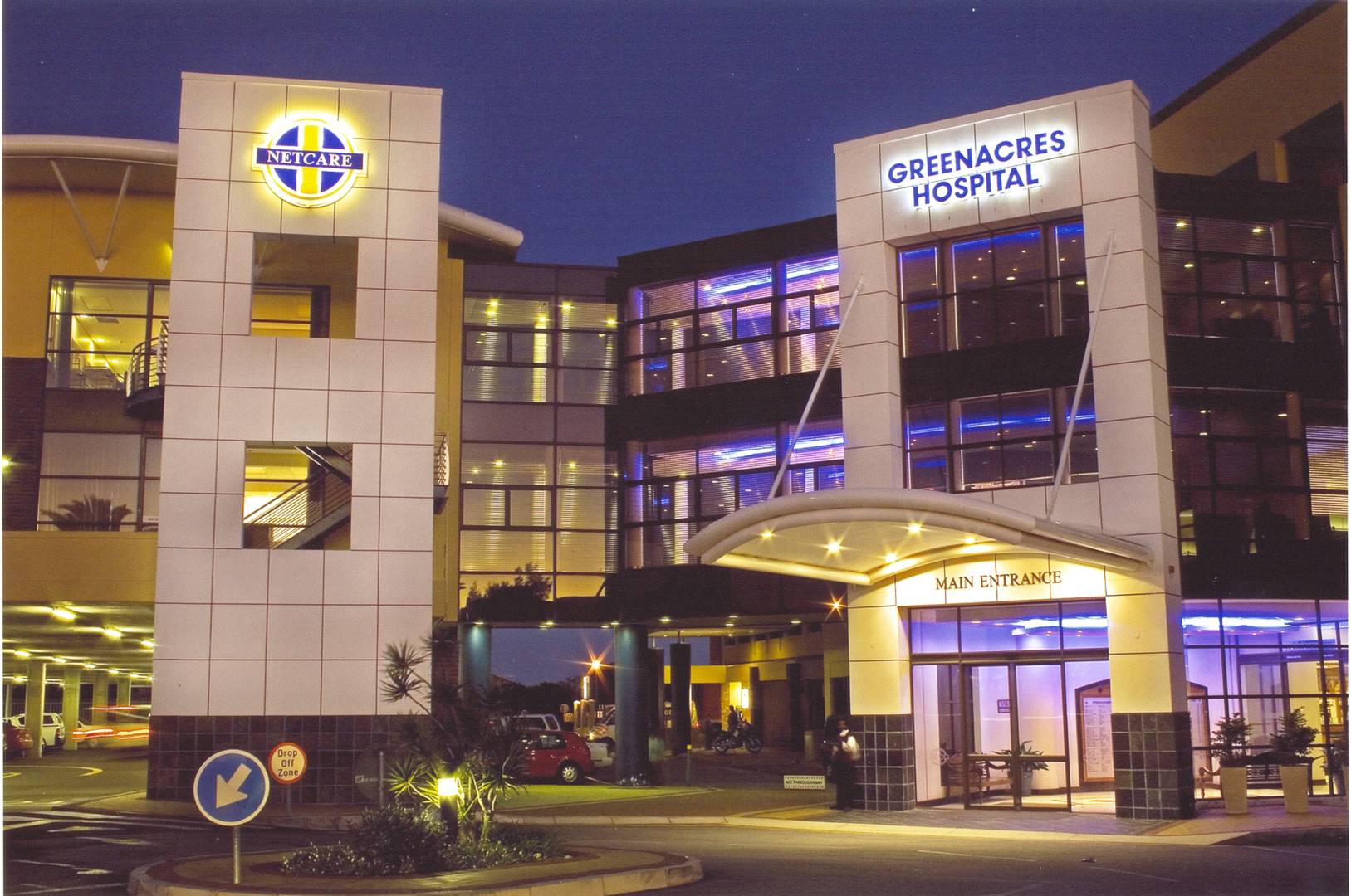 greenacres netcare hospital at night