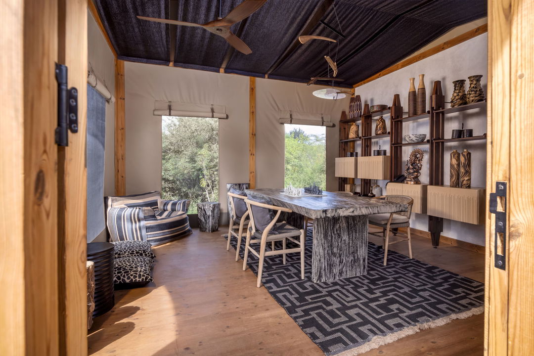 the deck of the adventure lounge at JW Marriot MasaiMara Kenya