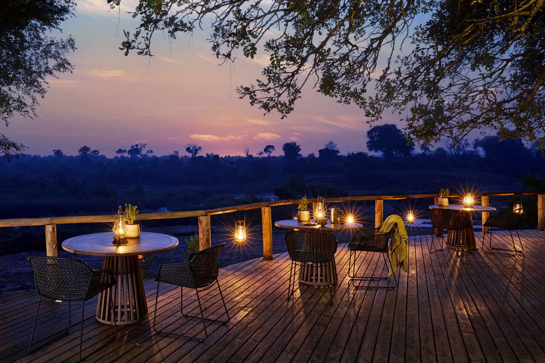 sunrise view of main deck by Ivory lodge lion sands