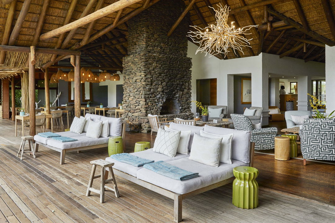 deck with loungers at Narina lodge lion sands
