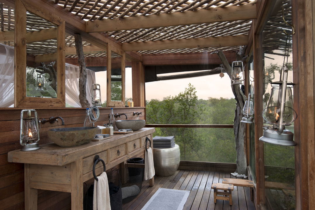 view of bathroom at Kingston treehouse Lion Sands Game Reserve