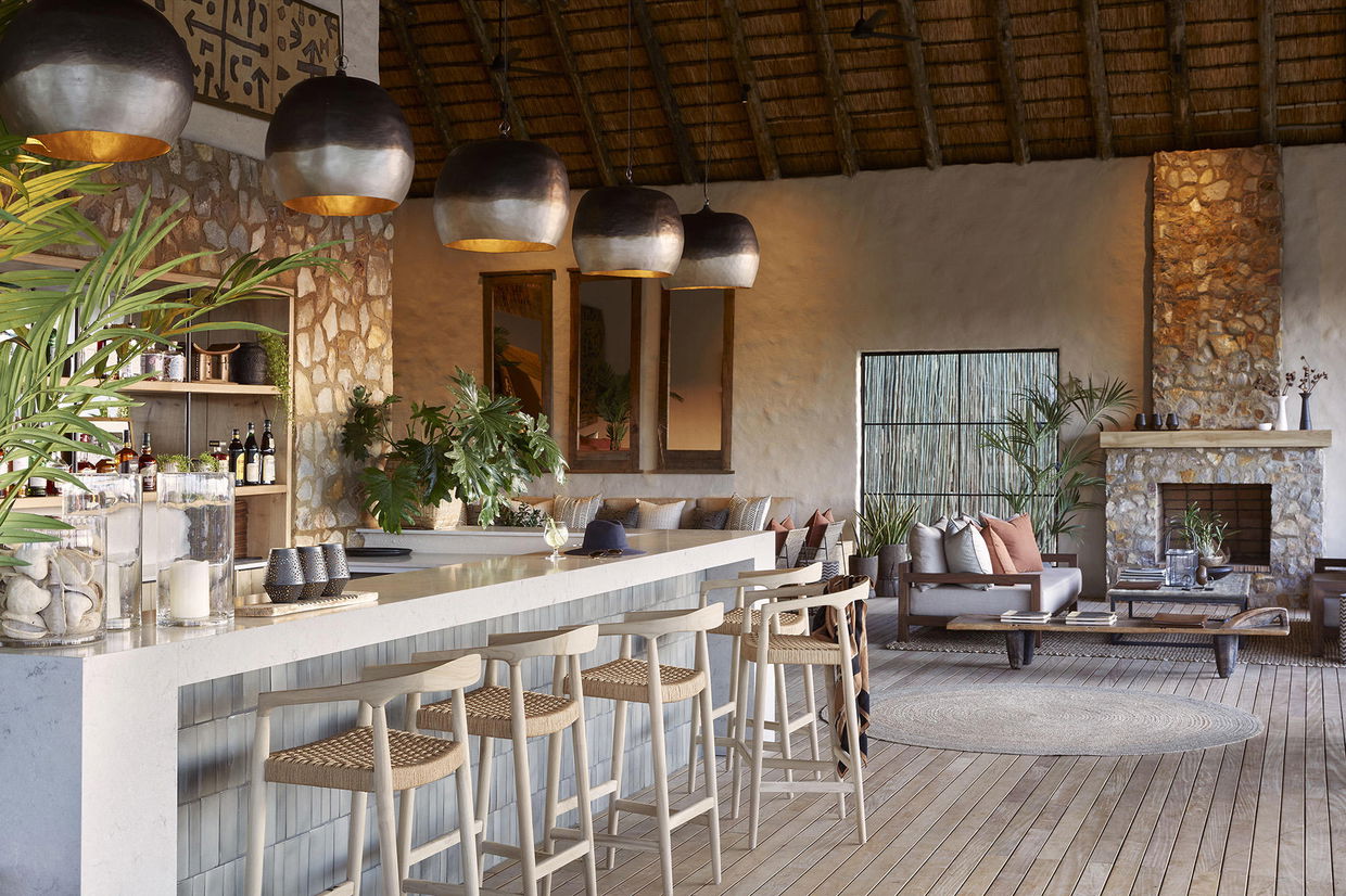 bar at founders camp Londolozi