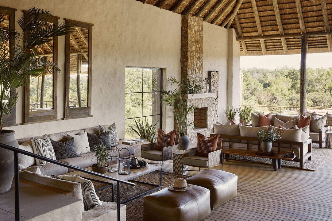 lounge area of Founders camp Londolozi game reserve
