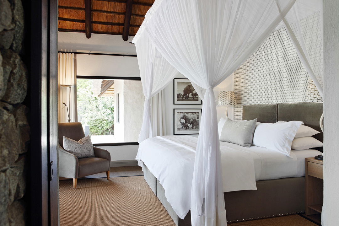 bedroom view of Granite suites camp Londolozi
