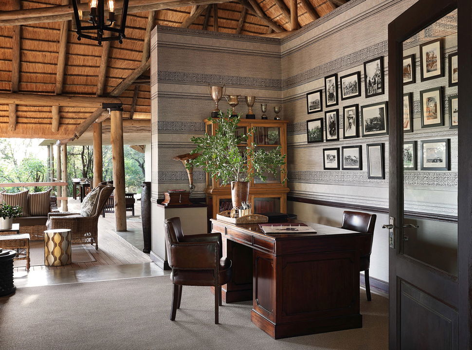 entrance foyer of pioneer camp at Londolozi game reserve