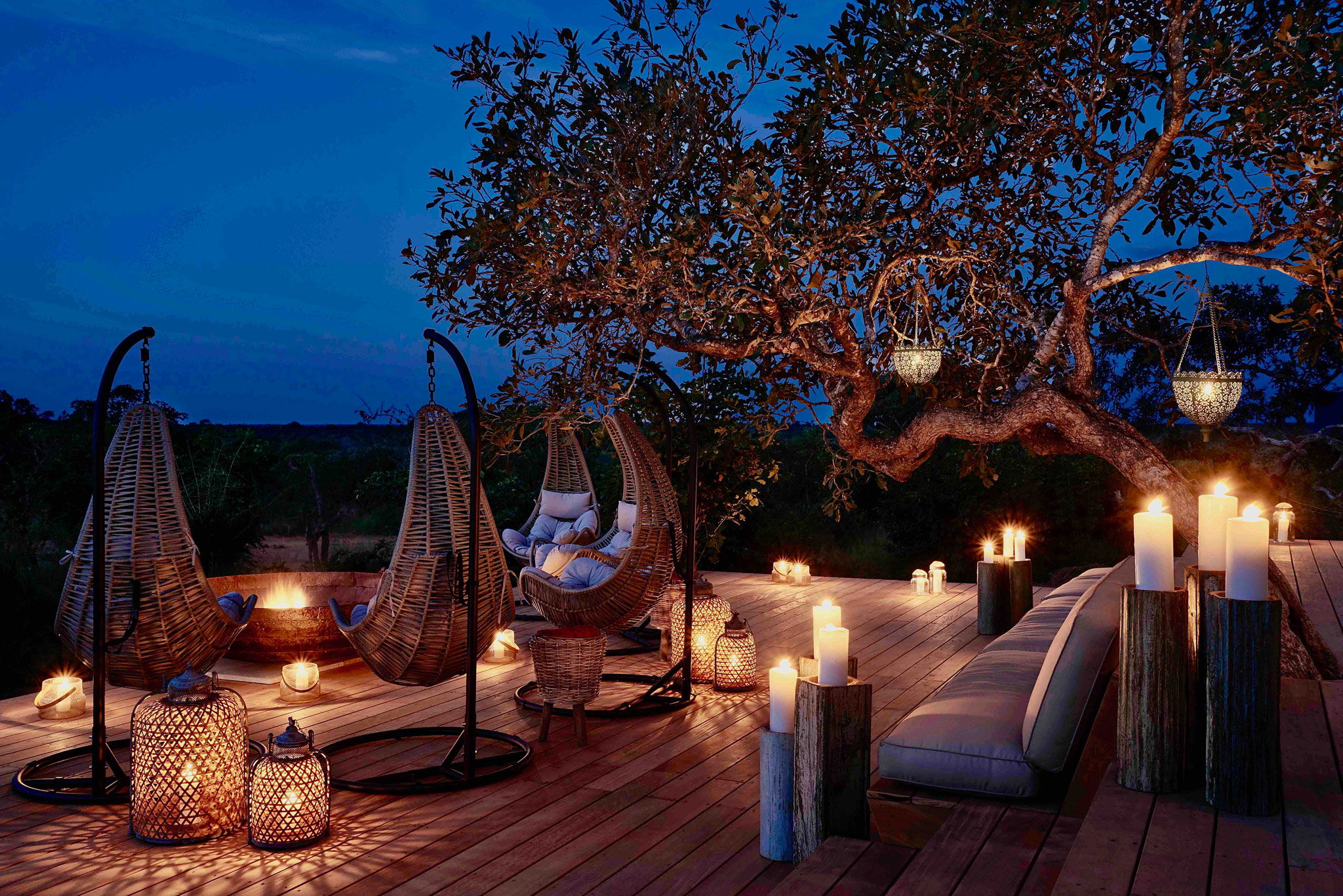 night view of the main viewing deck at royal malewane