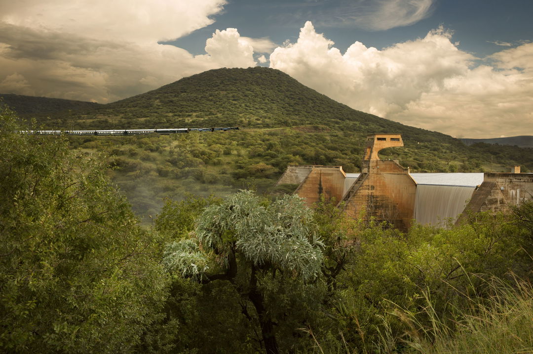 train traveling through south Africa at Rovos Rail