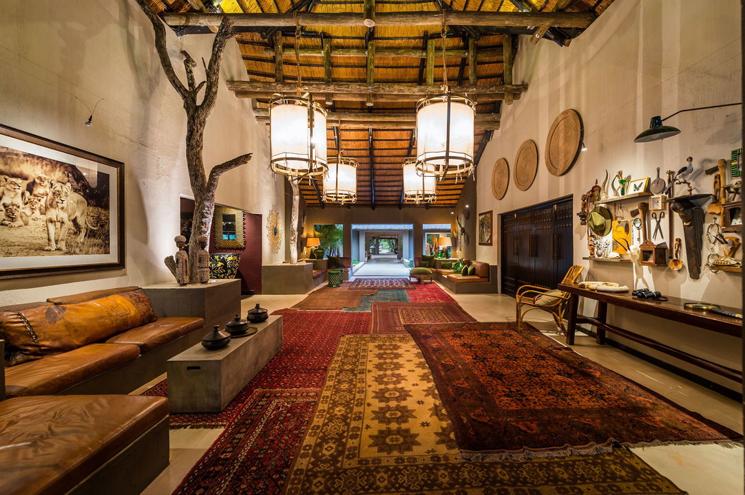 foyer of sabi sabi bush lodge main lodge 