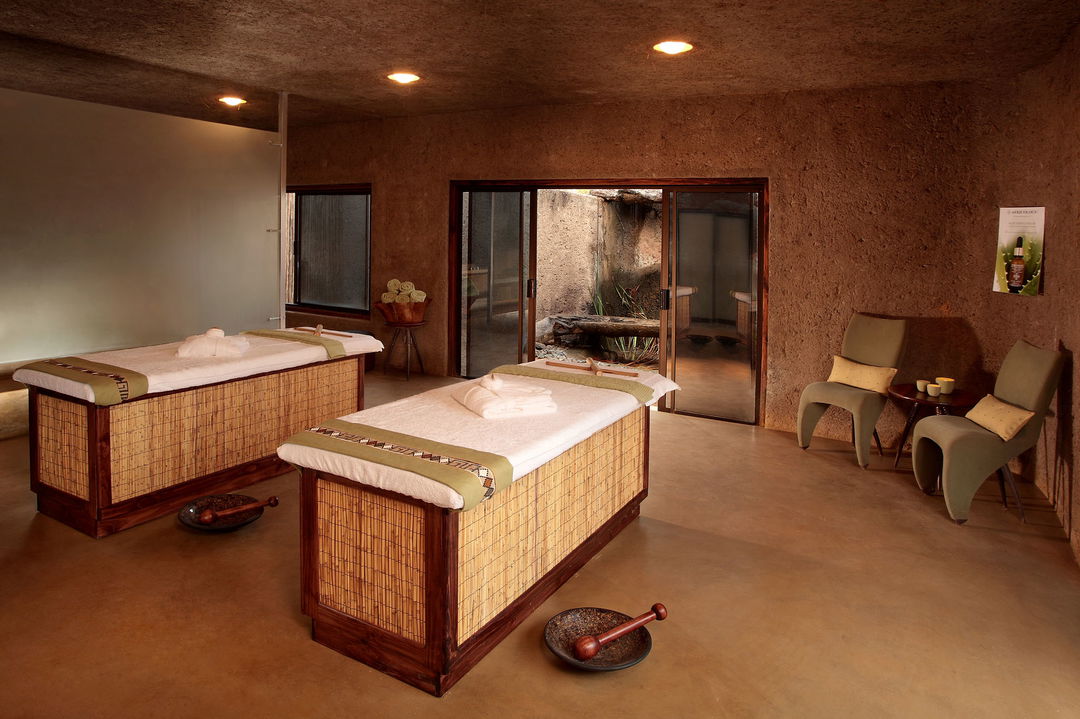 interior view of amani spa at sabi sabi game lodges