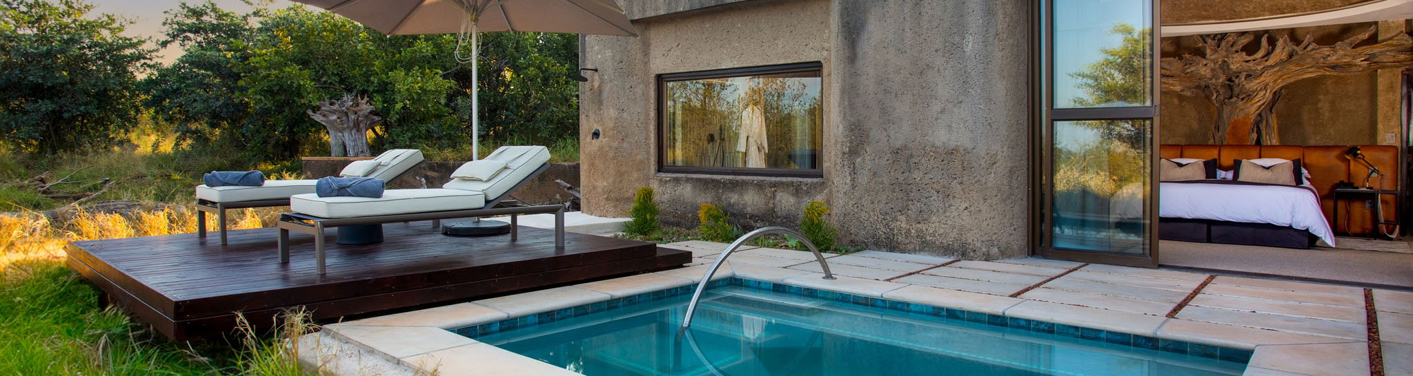 pool on outside of amber villa at sabi sabi earth lodge