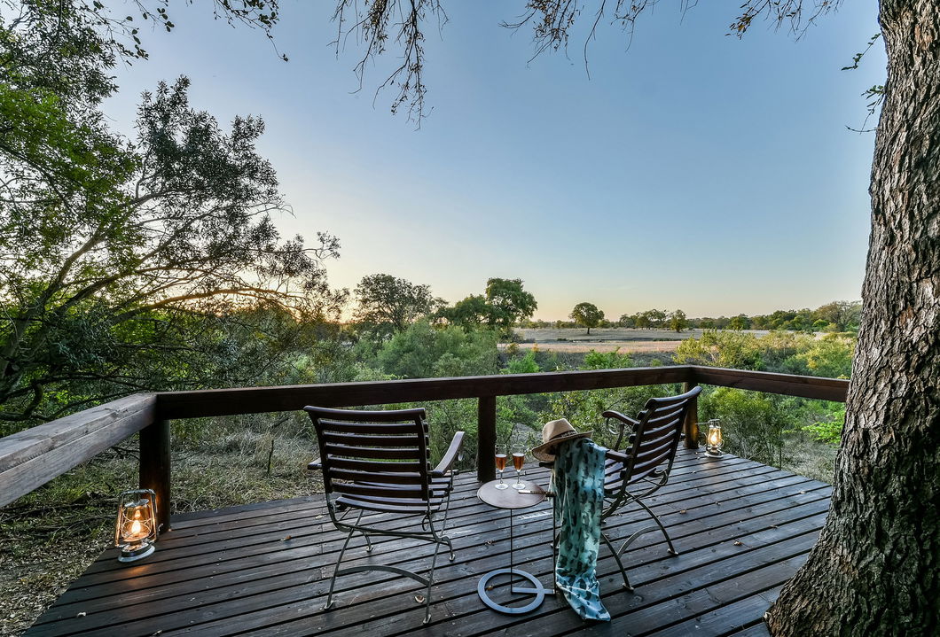 chairs on viewing deck of LM honeymoon suite by sabi sabi selati camp