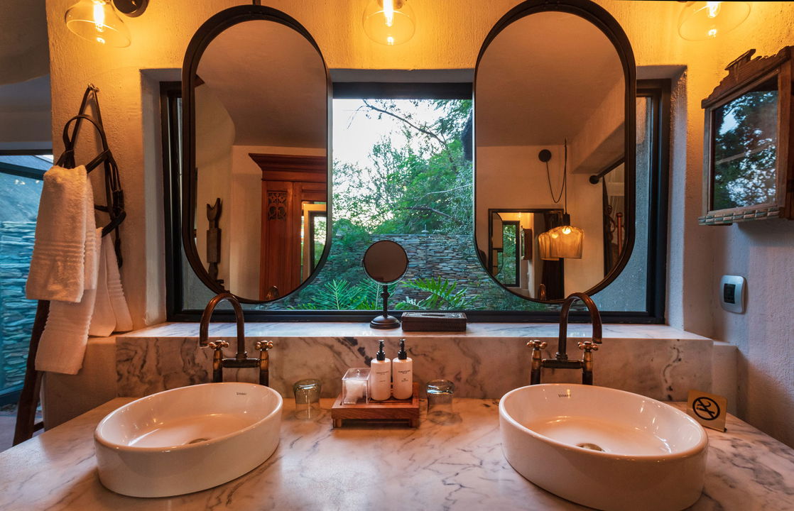 bathrom view of luxury suite at selati camp sabi sabi