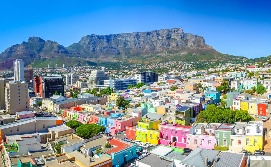 view of table mountain and city below cape town view of table mountain and city below cape town