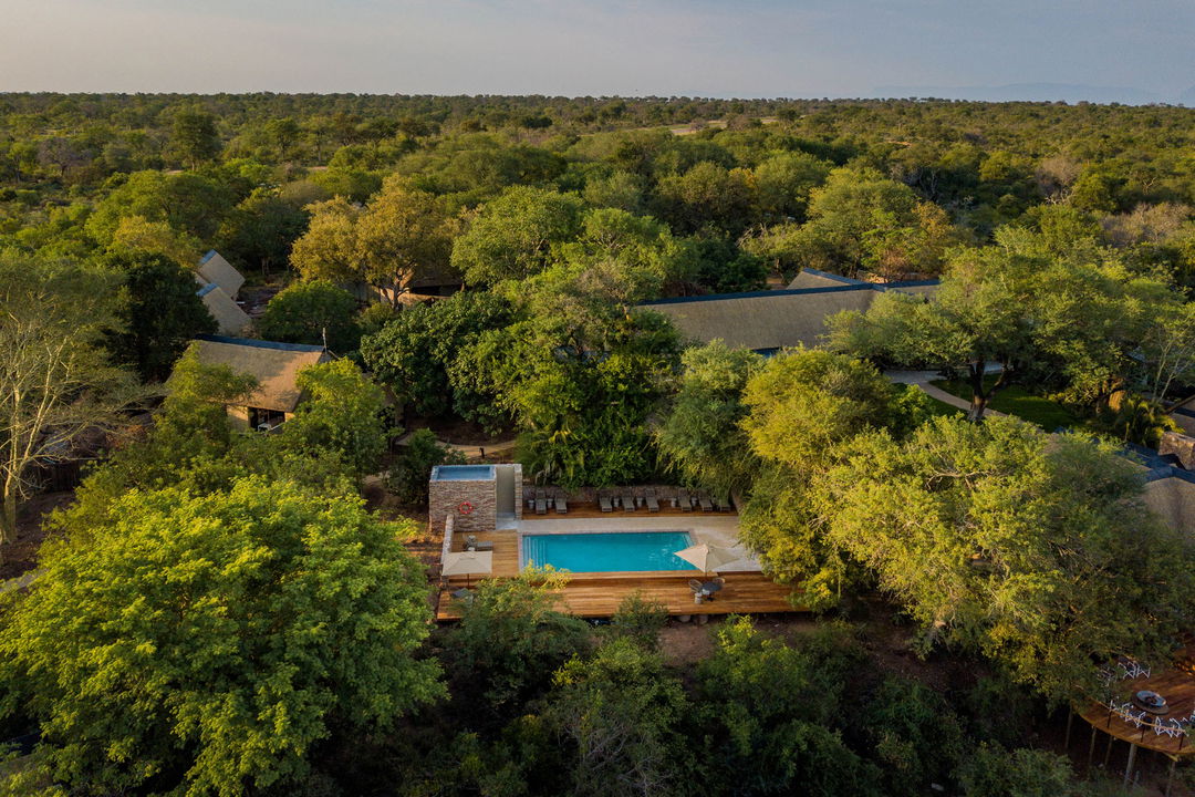 aerial view of the main lodge of thornybush game lodge