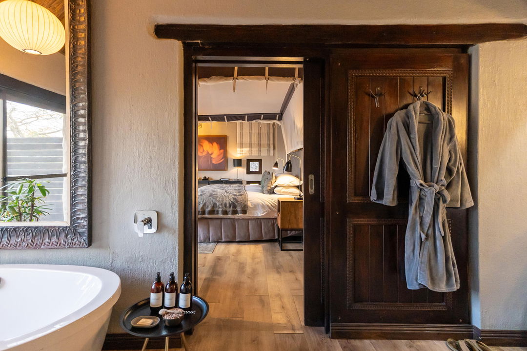view of room at thornybush simbambili lodge