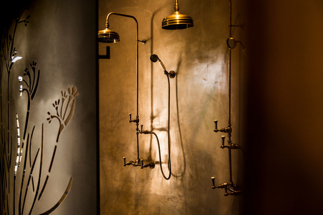shower view of luxury rooms at Okavango Delta by Little Mombo Wilderness
