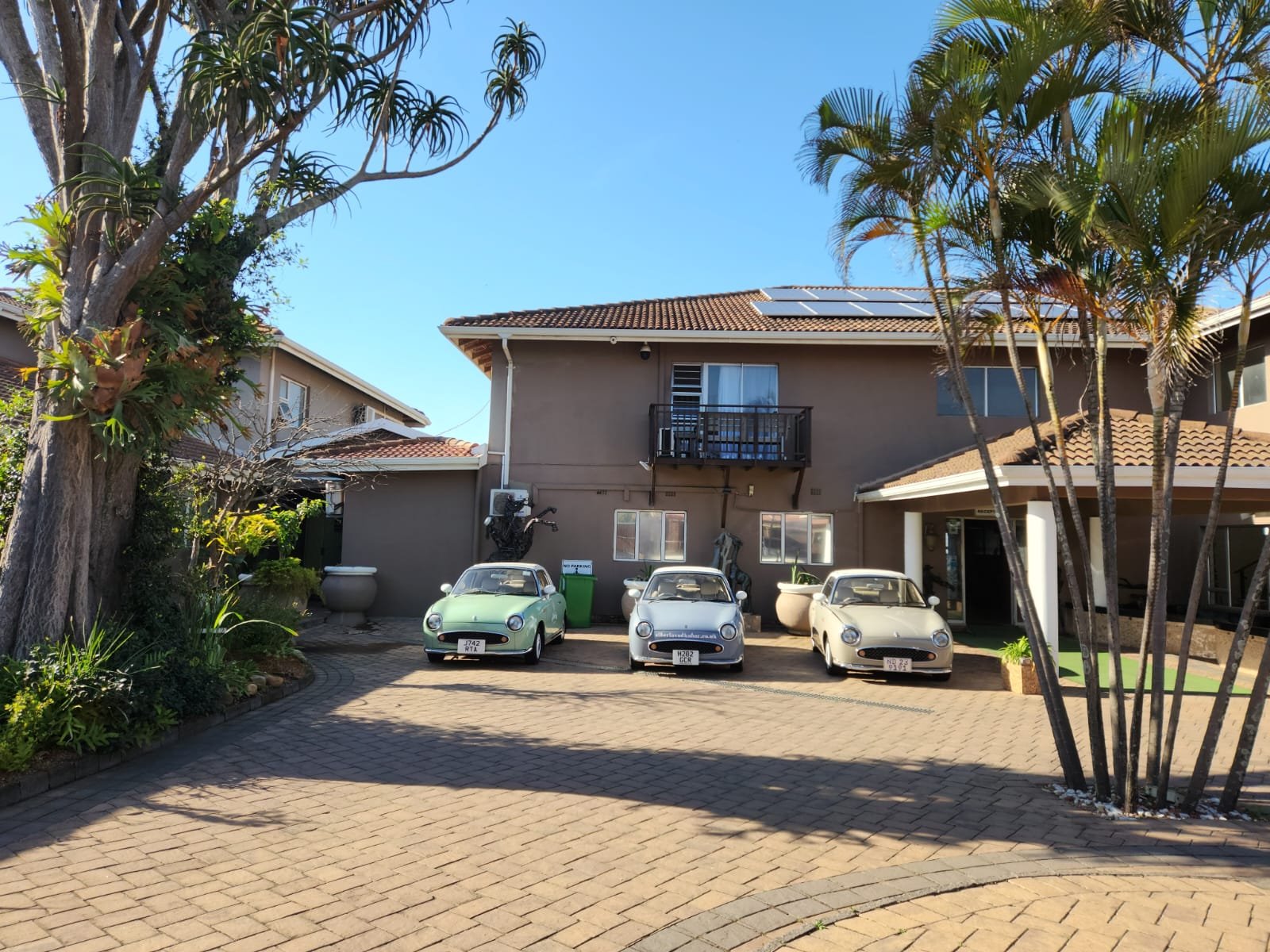 305 Guest House Amanzimtoti Luxury B&B Accommodation