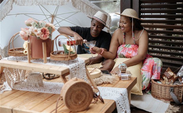 305 guesthouse, amanzimtoti, date night, durban date night, date night near me, what to do in durban, bed and breakfast, special occasion 305 guesthouse, amanzimtoti, date night, durban date night, date night near me, what to do in durban, bed and breakfast, special occasion