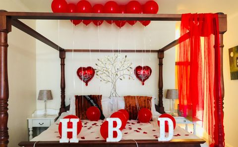 Deluxe Romance Package