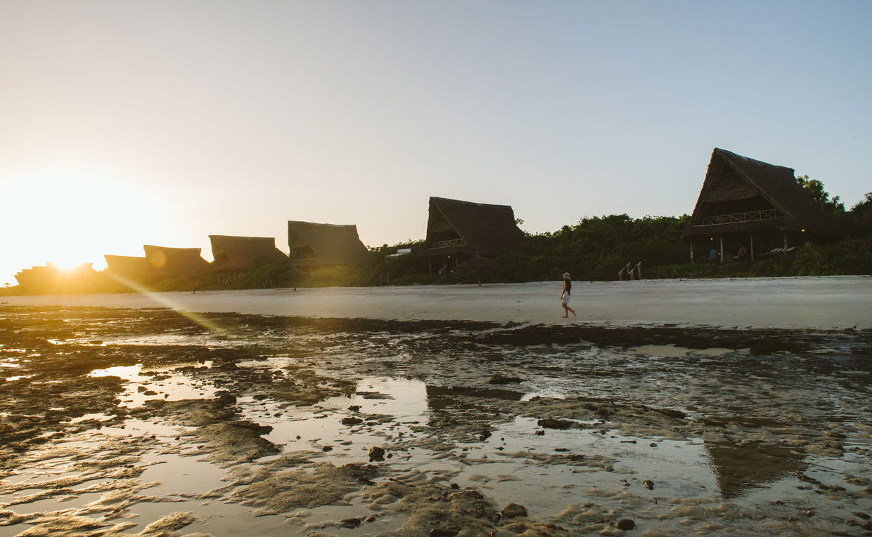 Lazy Lagoon Island Lodge