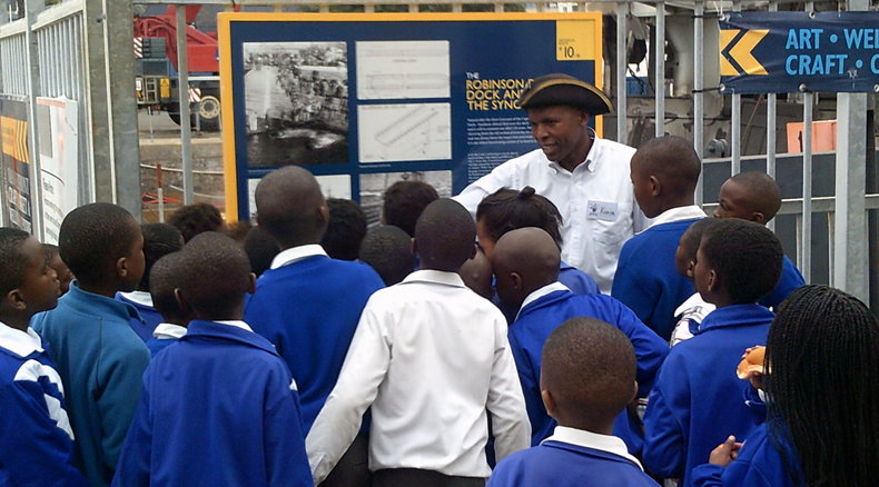 Guided Tour, working harbor, school group, V&A Waterfront