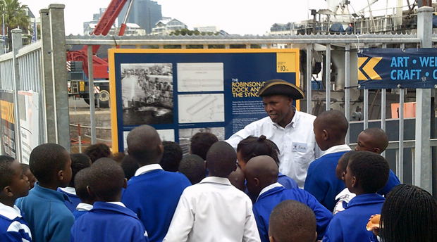 Guided Tour, working harbor, school group, V&A Waterfront Guided Tour, working harbor, school group, V&A Waterfront