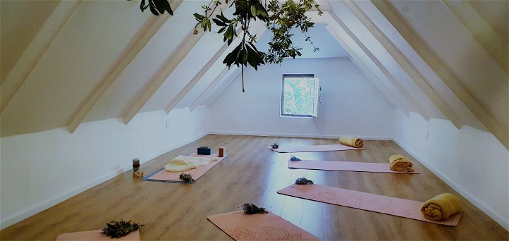 yoga and wellness healing studio retreat hotel western cape swellendam