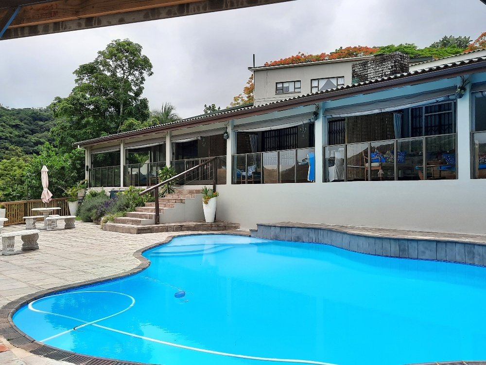 Cabana Verandas from the pool area