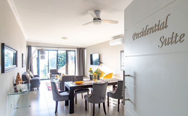 Presidential suite at Aguia Negra entrance view