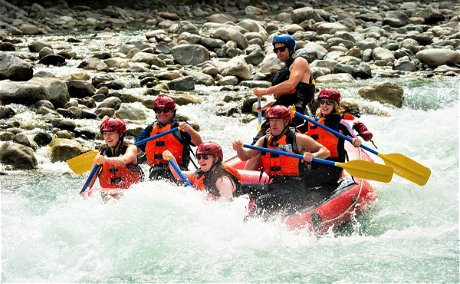 Whitewater rafting, Whistler BC - Elevate Vacations