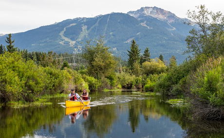 Kanoe, kayak, or stand-up paddleboard, Whistler BC - Elevate Vacations Kanoe, kayak, or stand-up paddleboard, Whistler BC - Elevate Vacations